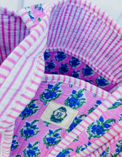 Load image into Gallery viewer, Quilted Tote Bag