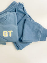 Load image into Gallery viewer, Embroidered Set Top