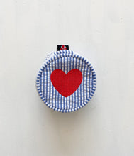 Load image into Gallery viewer, Button Bag