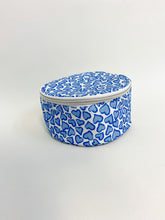 Load image into Gallery viewer, Sweet Heart Jewel Round Bag