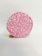 Load image into Gallery viewer, Sweet Heart Jewel Round Bag
