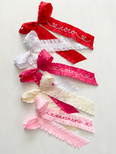 Load image into Gallery viewer, Bow of the Month