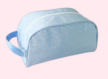 Load image into Gallery viewer, Seersucker Traveler Bag
